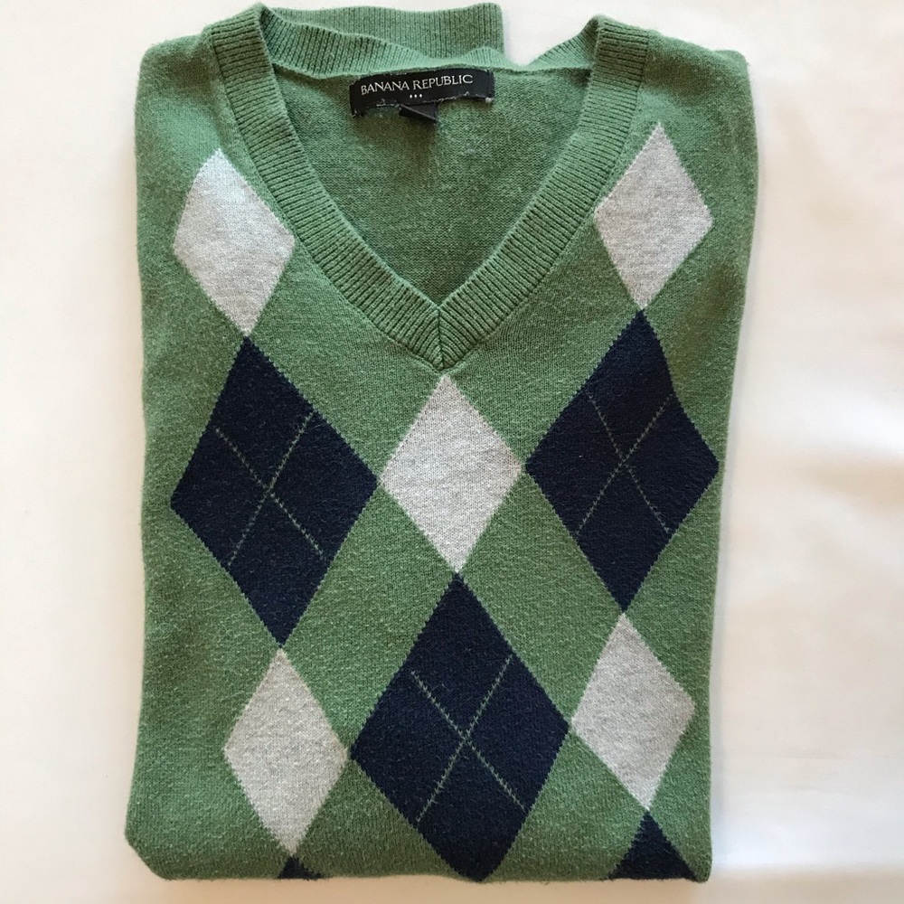 Banana Republic argyle v-neck sweater S